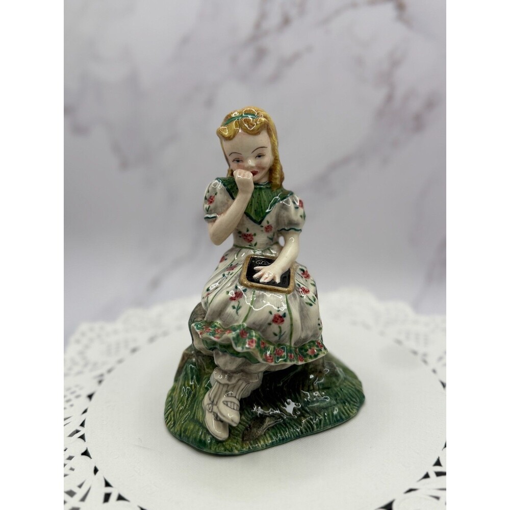 MINT GORT BONE‎ CHINA Becky Thatcher FIGURINE AMERICAN CLASSICS 1947